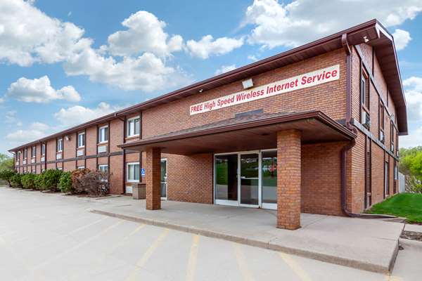 Exterior view - Rodeway Inn Blair