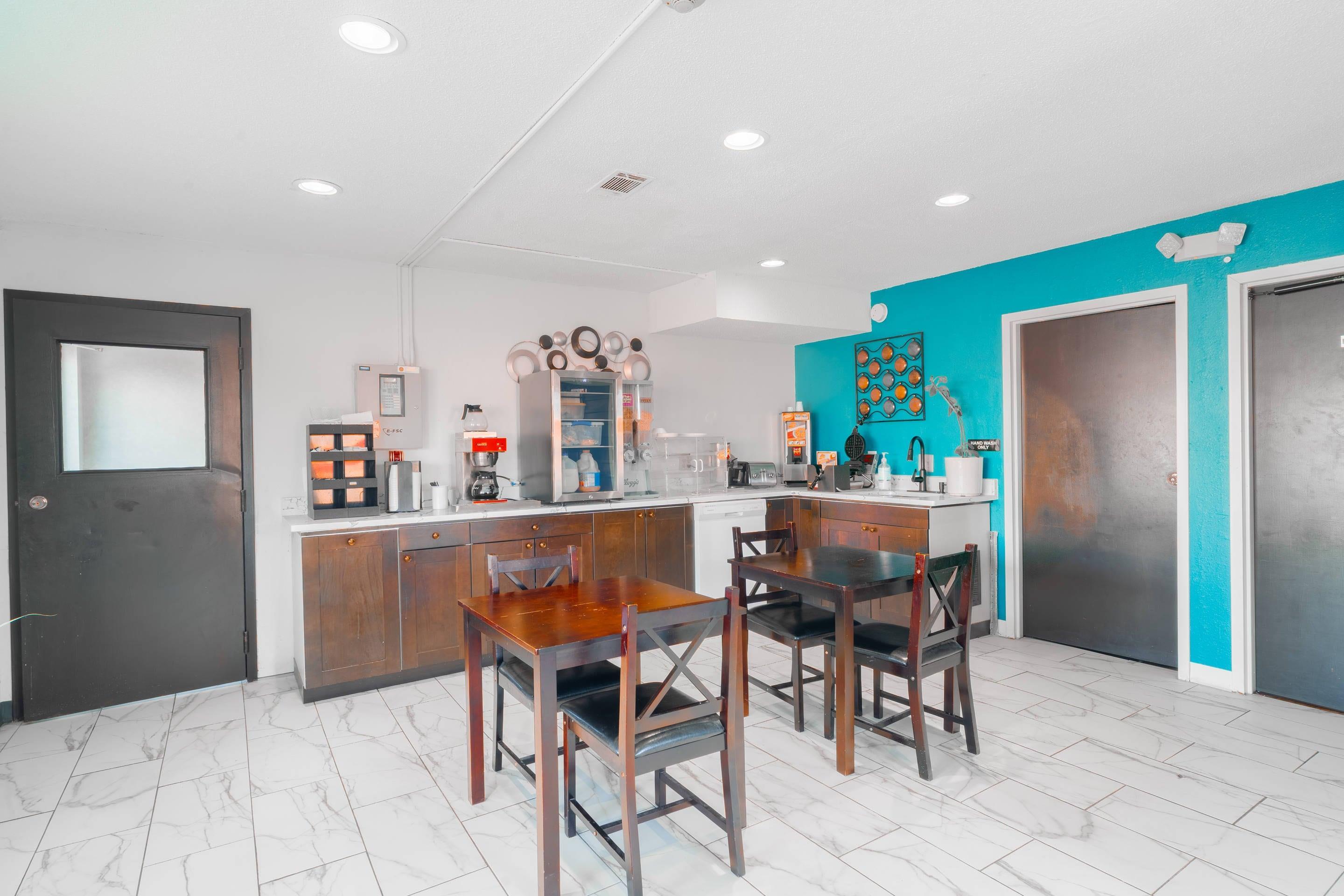 Breakfast area