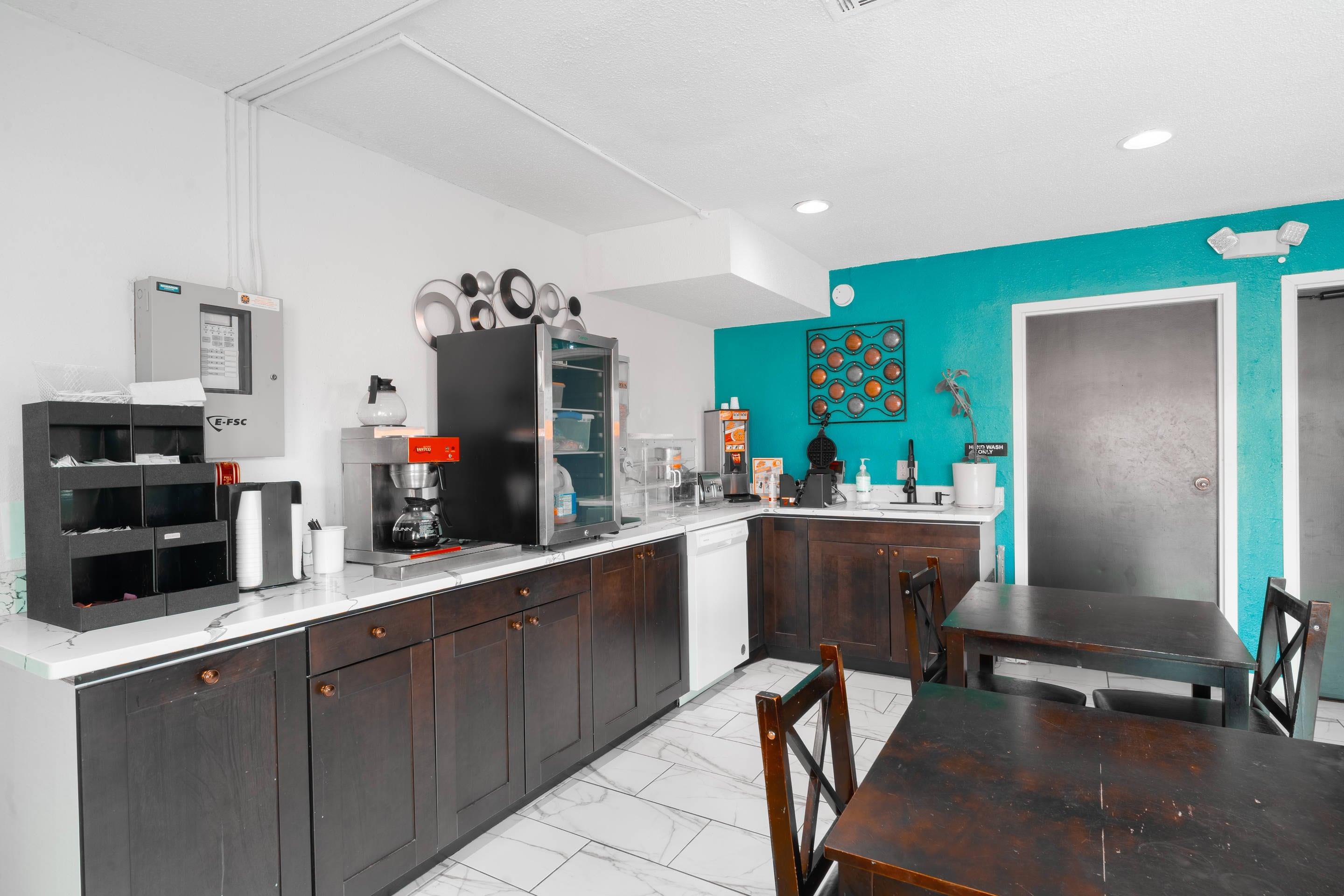 Breakfast area