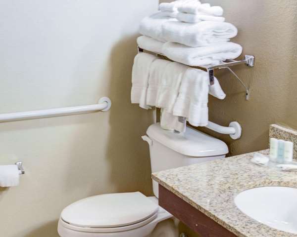  - Comfort Suites Omaha