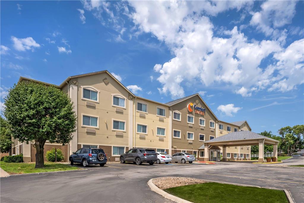 Comfort Suites Omaha