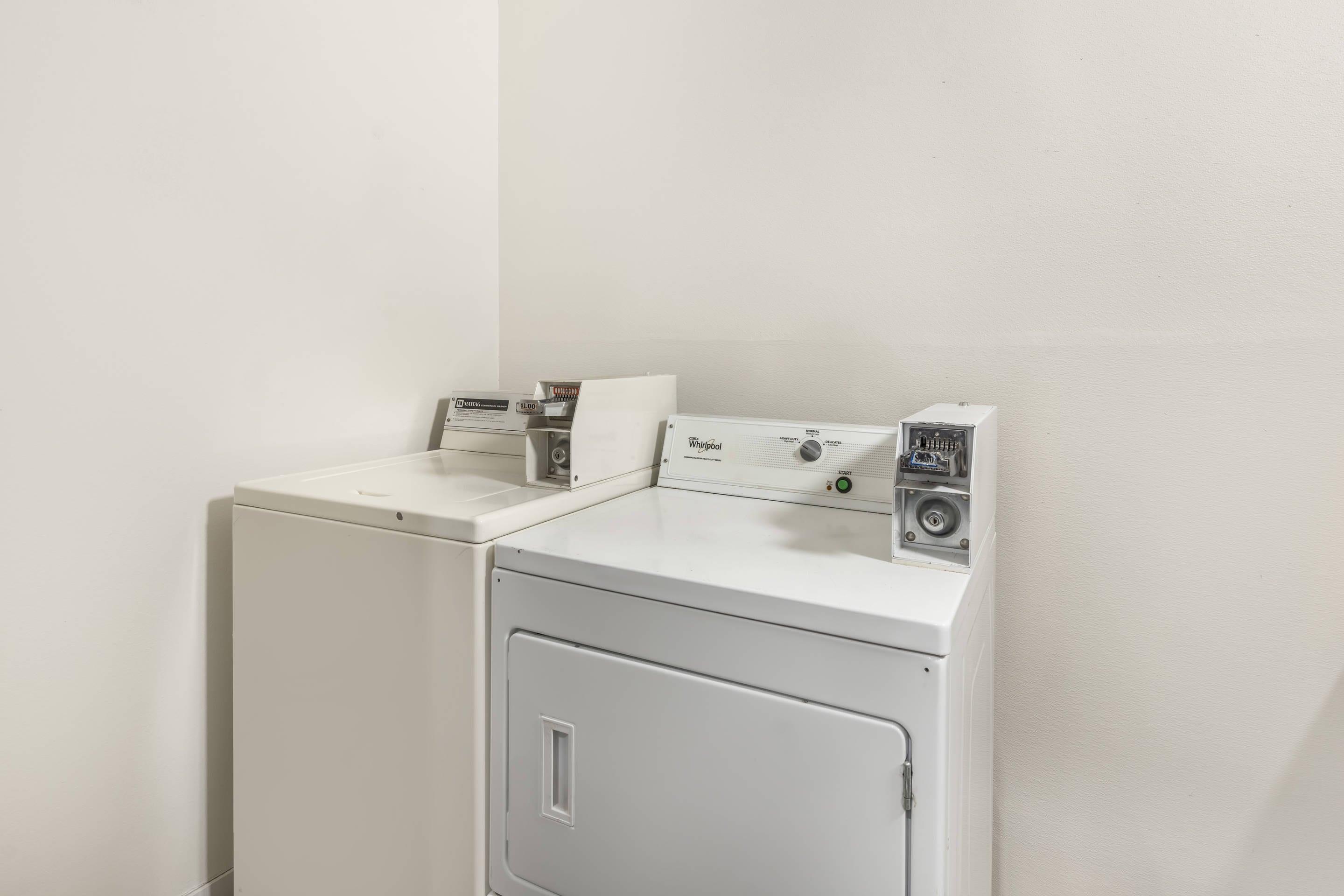 Guest laundry facilities | Comfort Suites Omaha Northwest