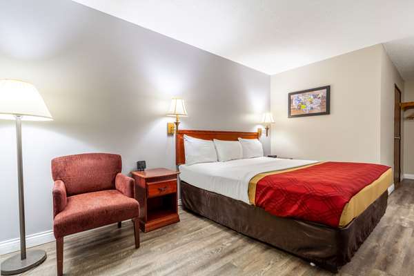  - Econo Lodge Lincoln - I-80, Exit 399