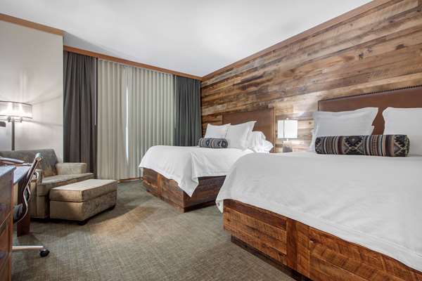  - Norfolk Lodge & Suites