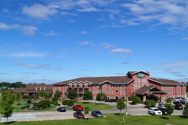 Exterior view - Norfolk Lodge & Suites