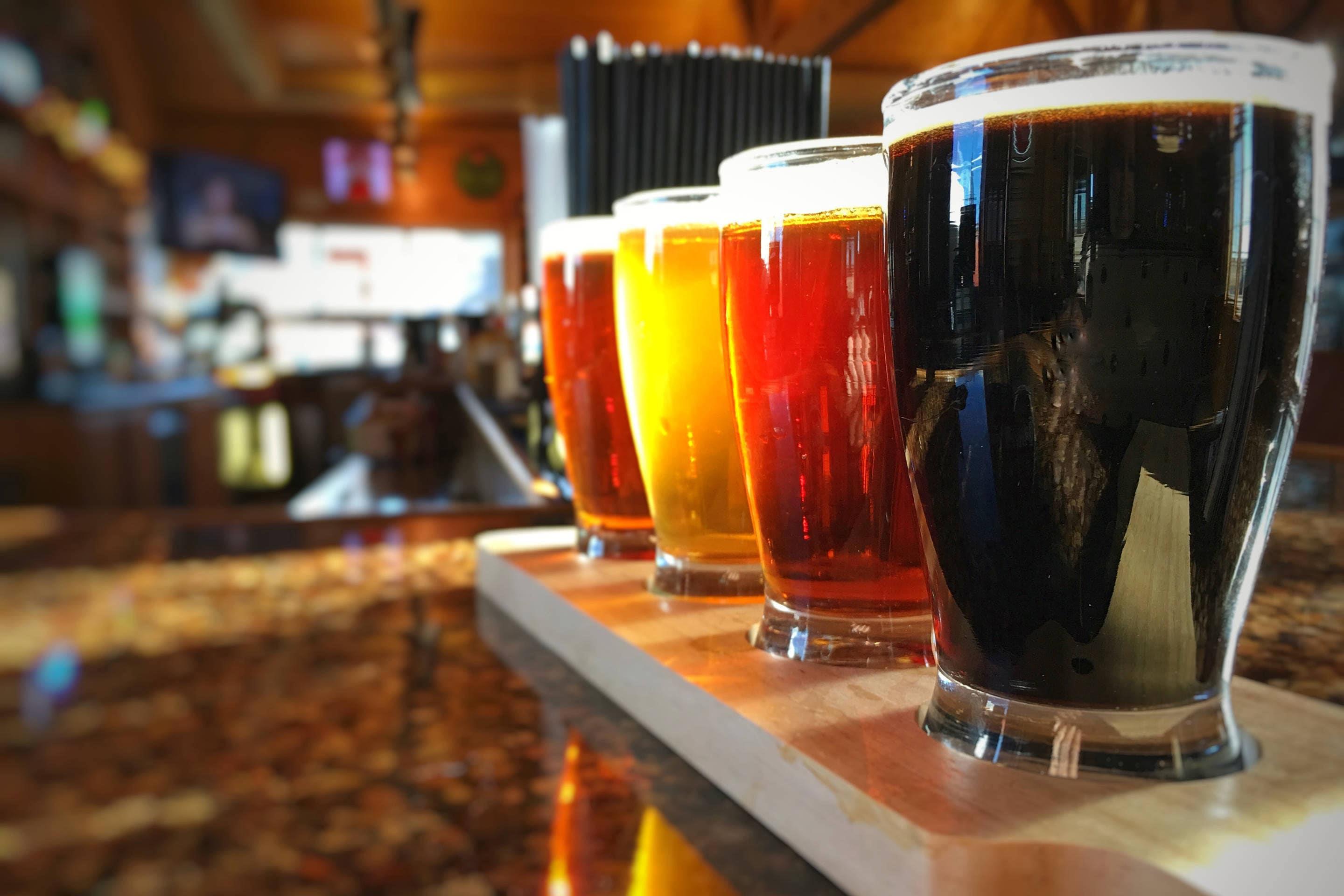Flight of Divots handcrafted beers