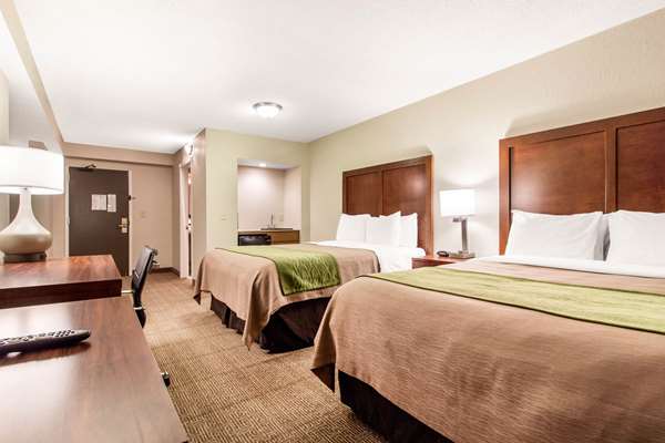  - Comfort Inn & Suites Omaha - I-80, Exit 449