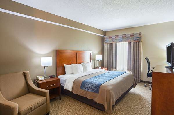  - Comfort Inn Airport Lincoln - I-80, Exit 399