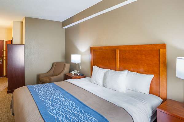  - Comfort Inn Airport Lincoln - I-80, Exit 399