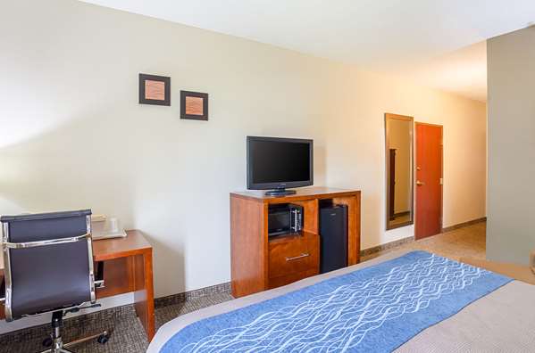  - Comfort Inn Airport Lincoln - I-80, Exit 399