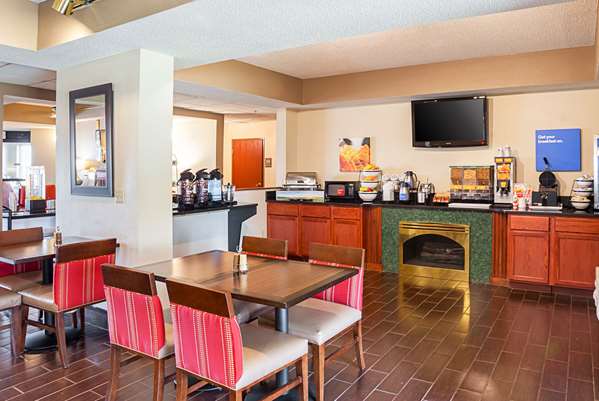 Amenities - Comfort Inn Airport Lincoln - I-80, Exit 399