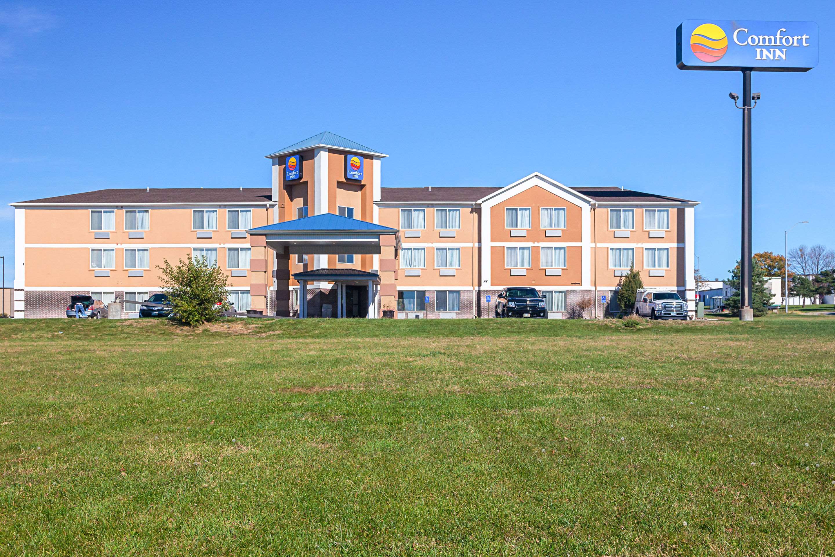 Hotel exterior | Comfort Inn Lincoln I-80