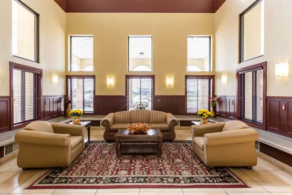  - Rodeway Inn & Suites Norfolk