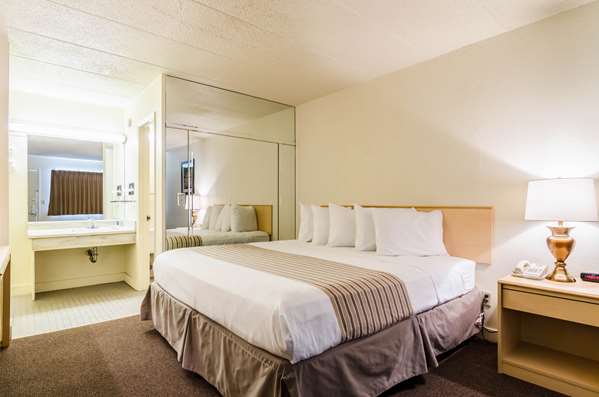  - Rodeway Inn Bellevue