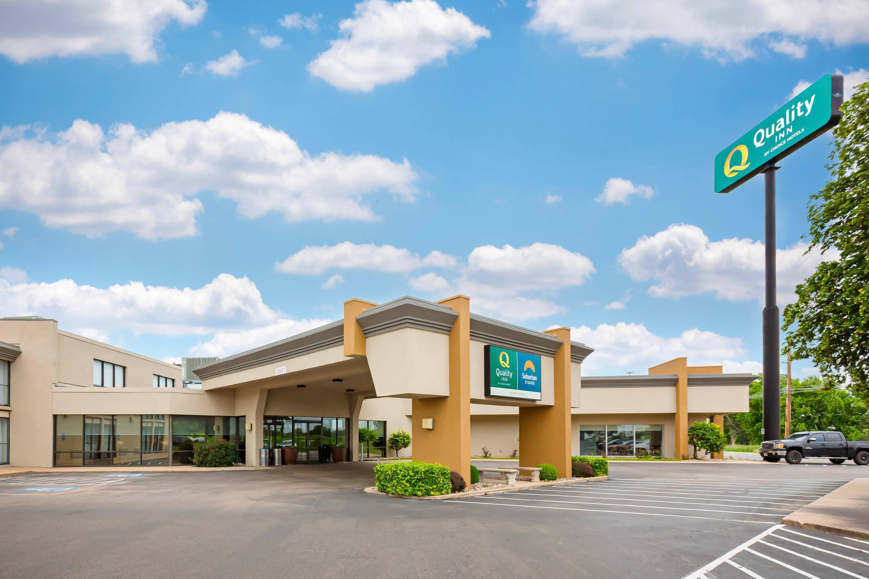 Hotel exterior | Quality Inn and Conference Center I-80 Grand Island