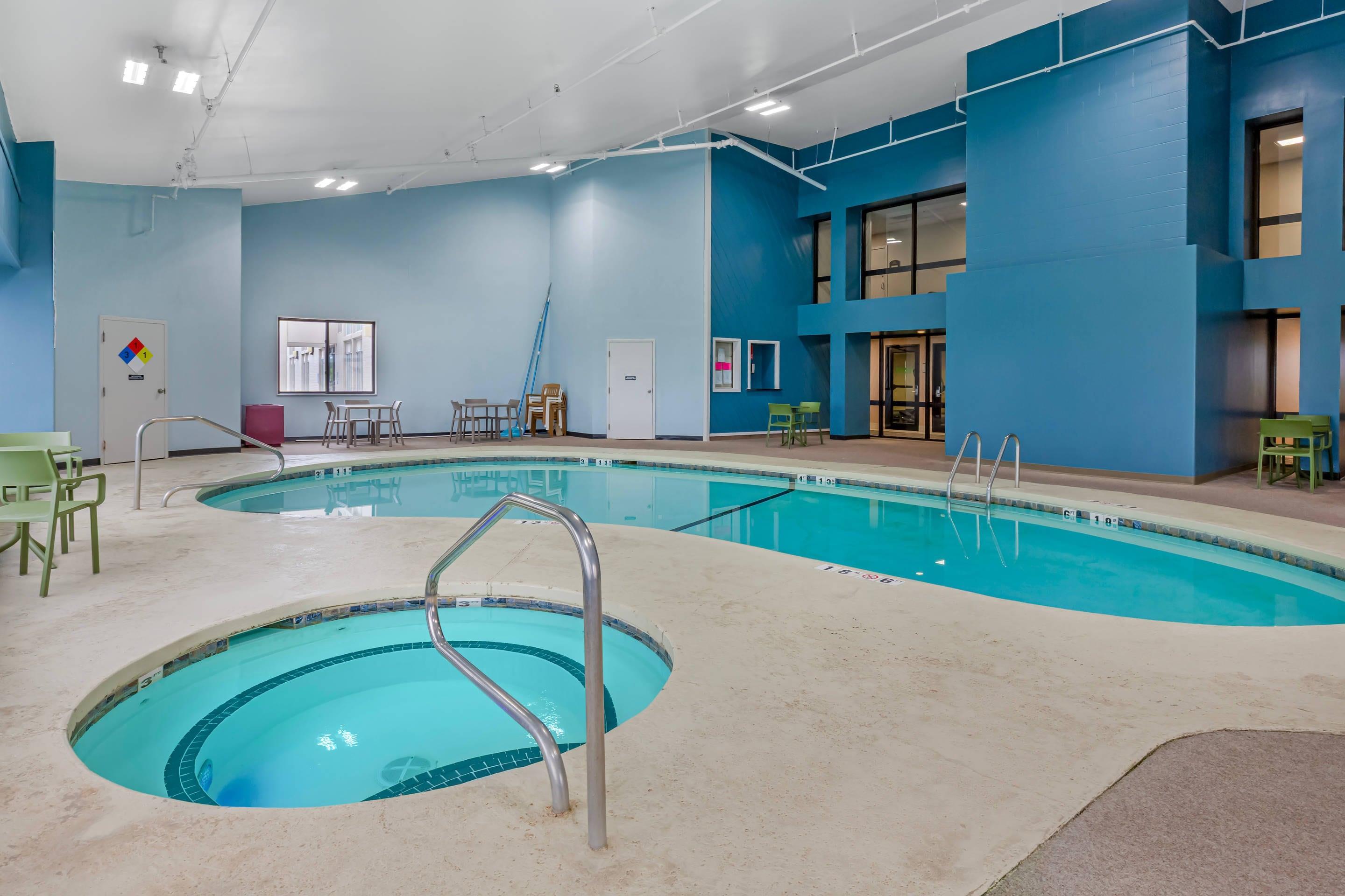 Indoor pool | Quality Inn and Conference Center I-80 Grand Island