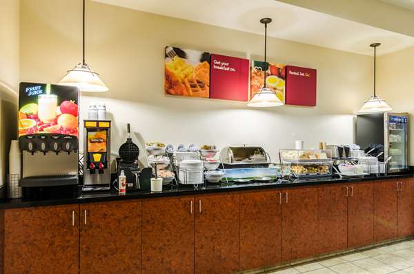 Amenities - Comfort Suites Gothenburg - I-80, Exit 211