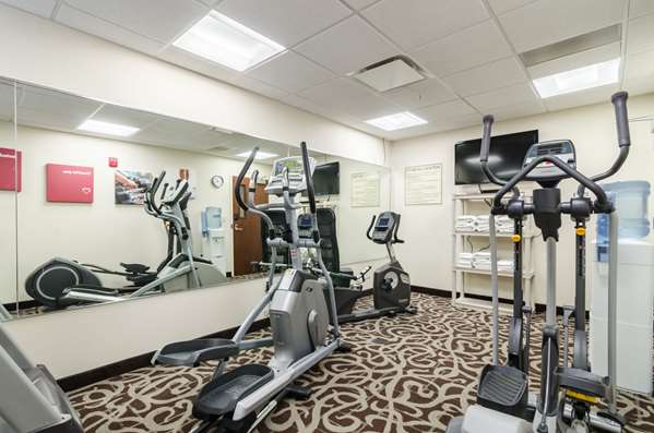 Fitness/ Exercise Room - Comfort Suites Gothenburg - I-80, Exit 211