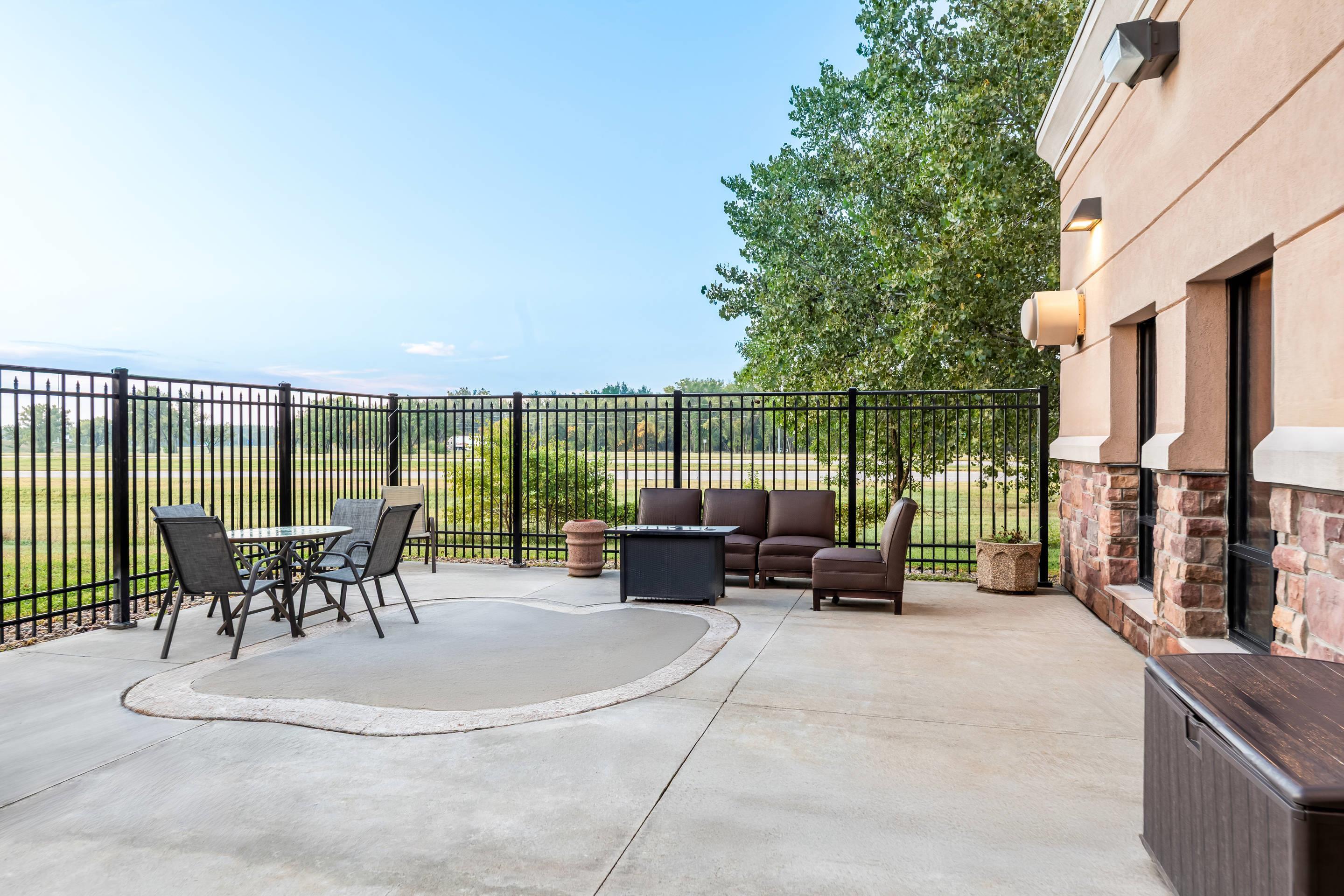 Hotel patio | Comfort Suites Gothenburg