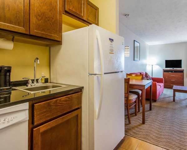 Suite - MainStay Suites Grand Island