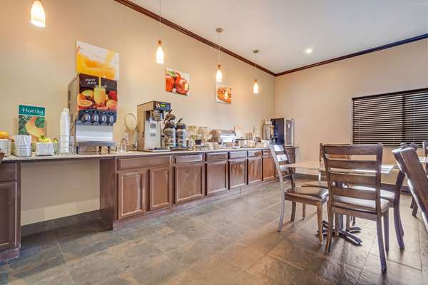 Amenities - Quality Inn Hastings