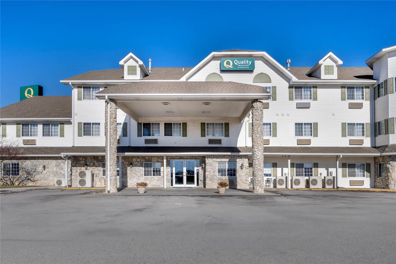 Quality Inn & Suites Lincoln