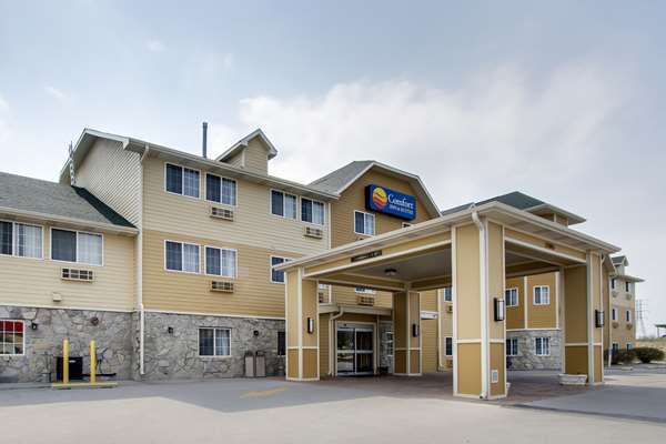 Exterior view - Comfort Inn & Suites Bellevue