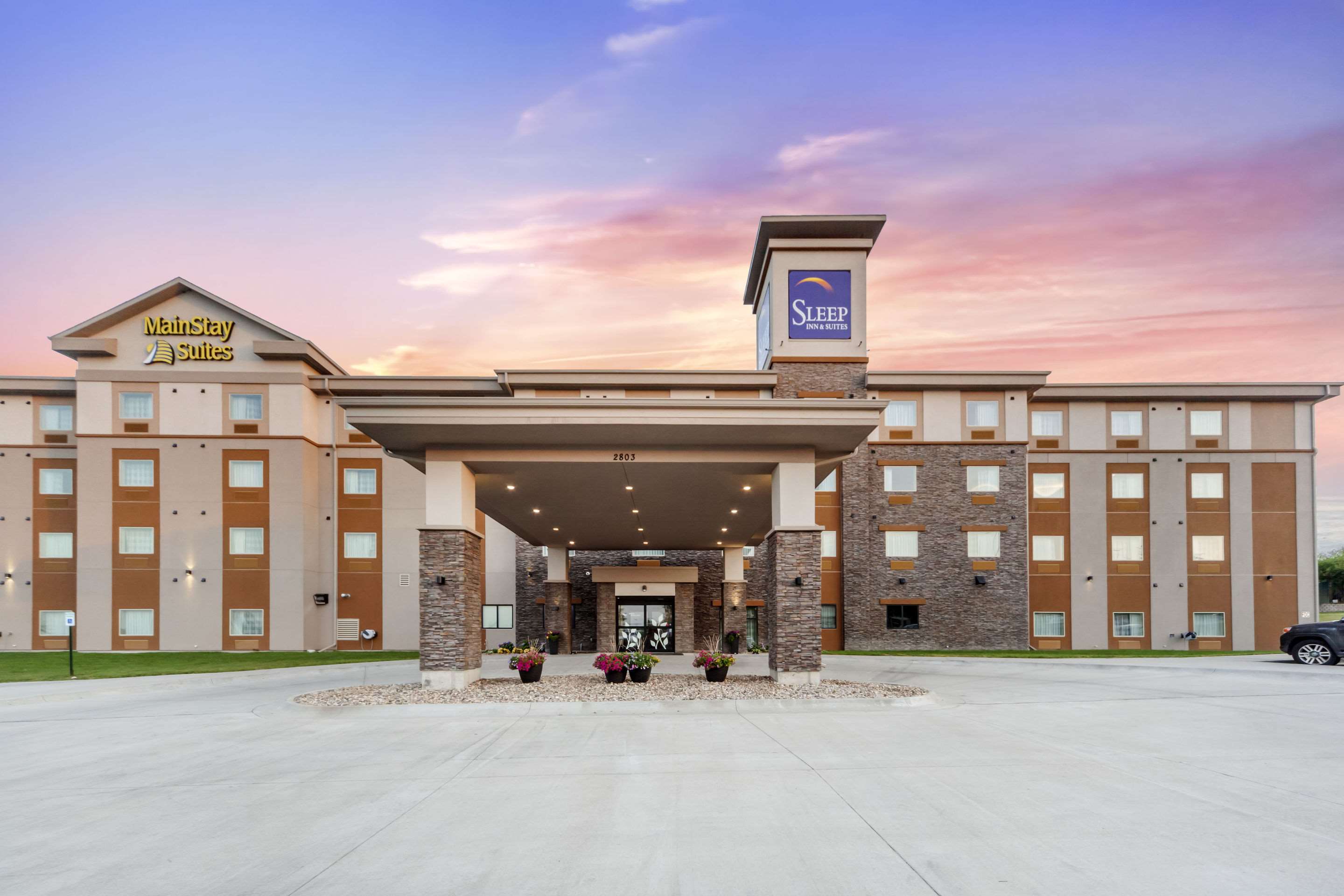 Hotel exterior | MainStay Suites Lincoln University Area