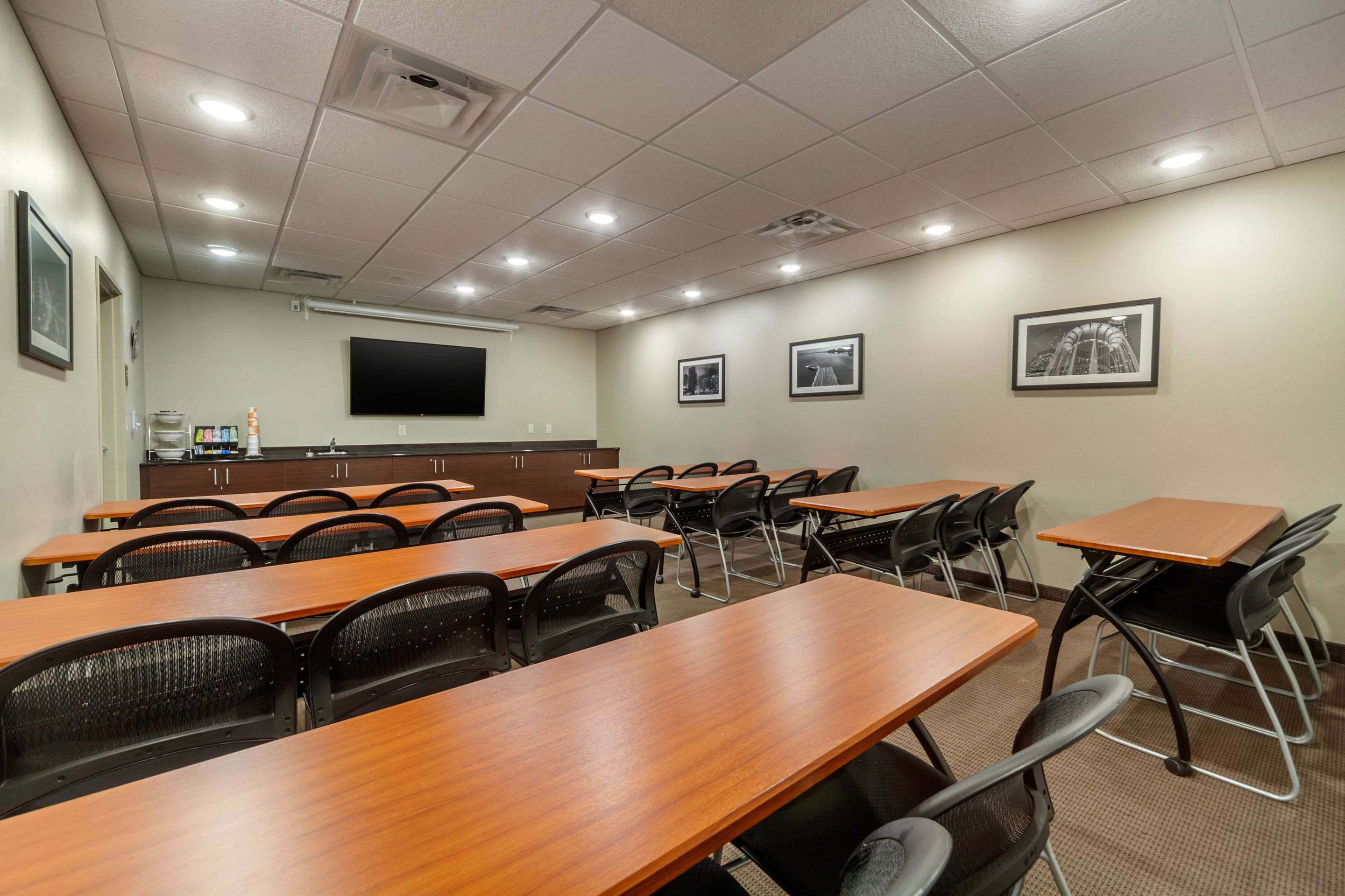 Meeting room | MainStay Suites Lincoln University Area