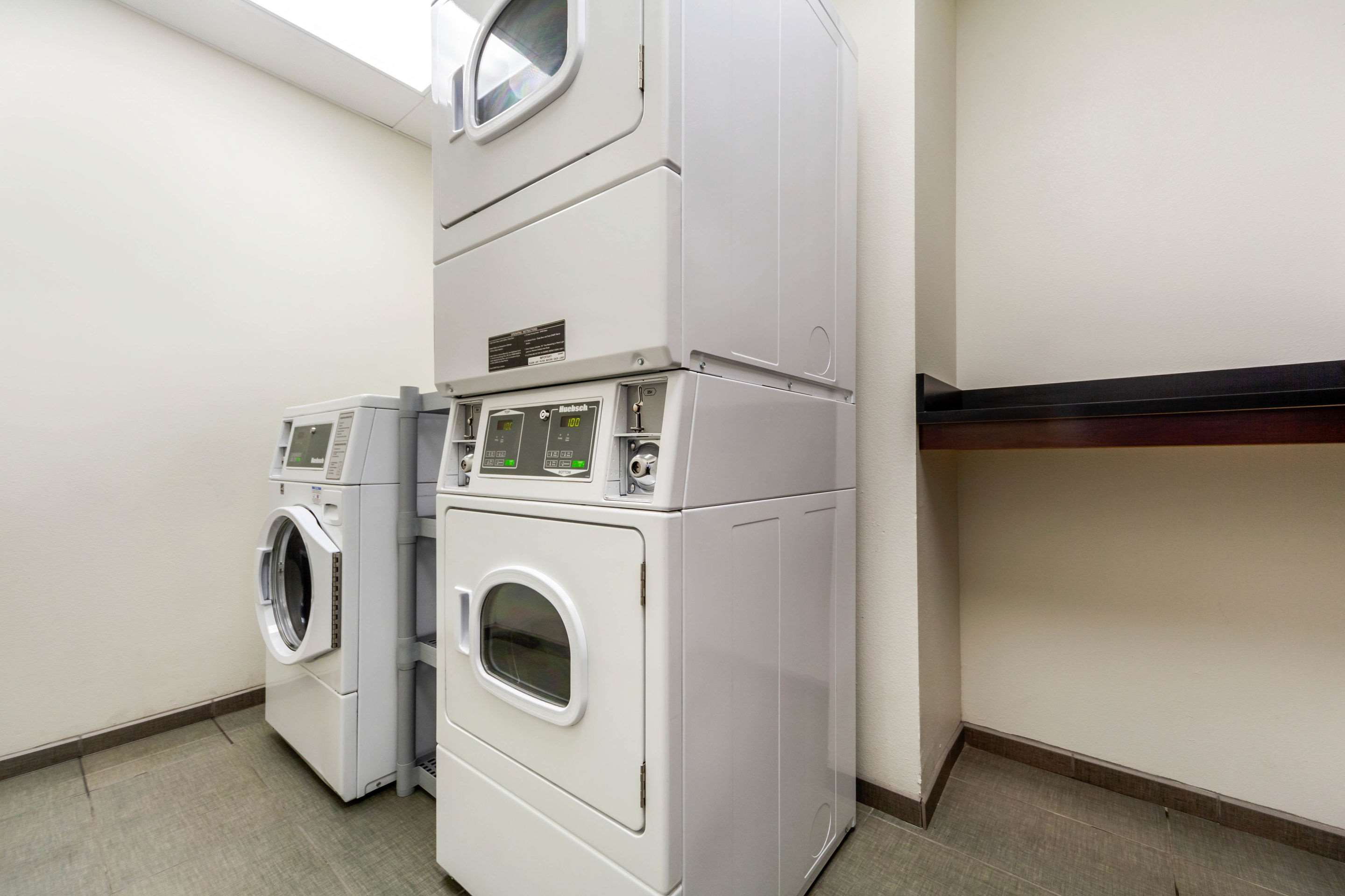 Guest laundry facilities | MainStay Suites Lincoln University Area