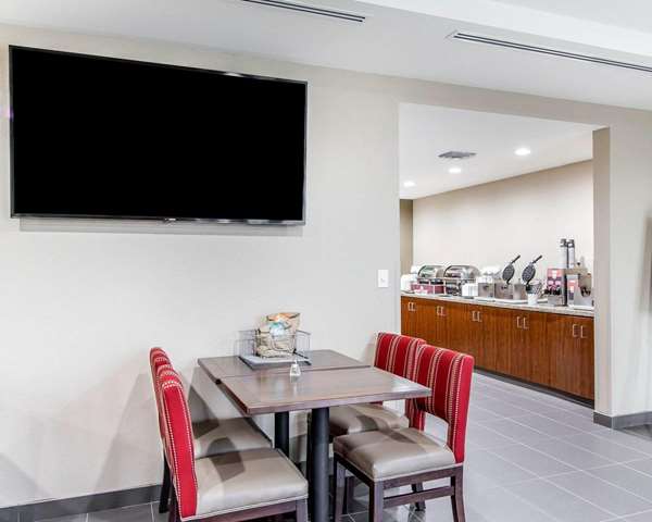 Amenities - Comfort Suites West Omaha