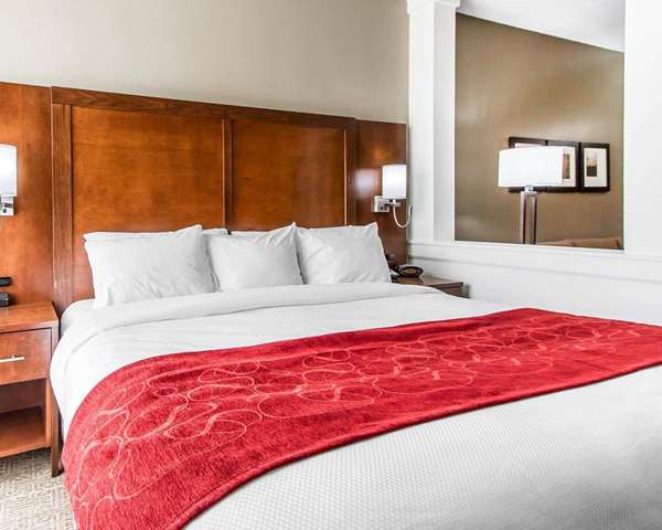  - Comfort Suites West Omaha