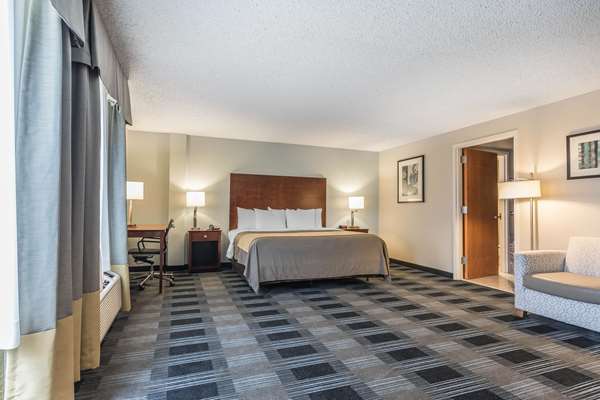 Suite - Comfort Inn Ralston Arena Omaha - I-80, Exit 445