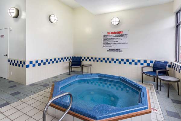 Pool - Comfort Inn Ralston Arena Omaha - I-80, Exit 445