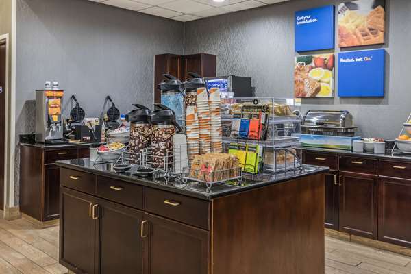 Amenities - Comfort Inn Ralston Arena Omaha - I-80, Exit 445