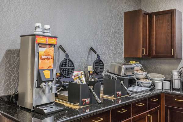 Amenities - Comfort Inn Ralston Arena Omaha - I-80, Exit 445