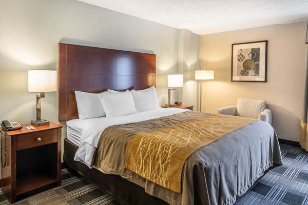  - Comfort Inn Ralston Arena Omaha - I-80, Exit 445