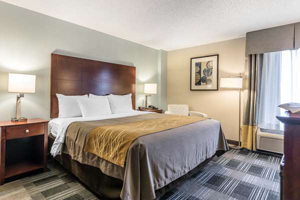  - Comfort Inn Ralston Arena Omaha - I-80, Exit 445