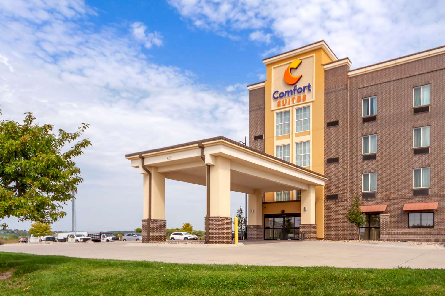 Comfort Suites La Vista I80, Exit 442, NE See Discounts