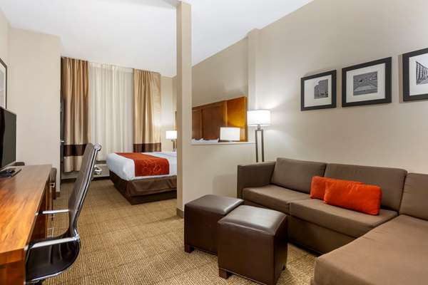 Suite - Comfort Suites La Vista - I-80, Exit 442