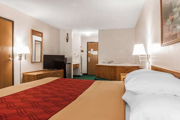  - Rodeway Inn Holdrege