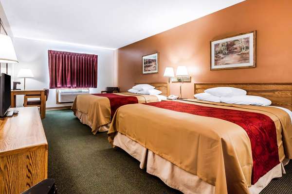  - Rodeway Inn Holdrege