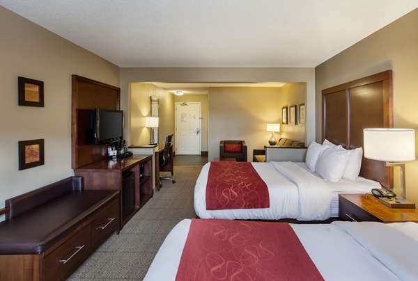  - Comfort Suites Northeast Lincoln