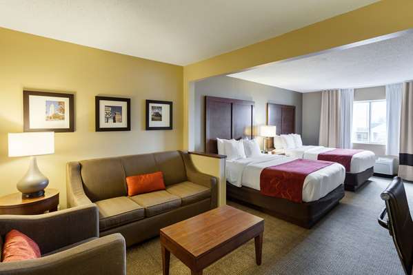  - Comfort Suites Northeast Lincoln