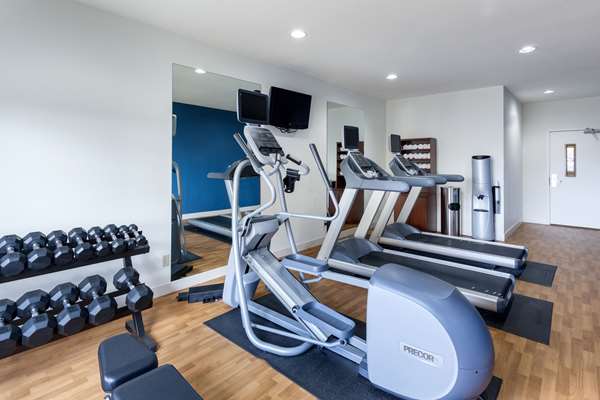 Fitness/ Exercise Room - Comfort Suites Northeast Lincoln