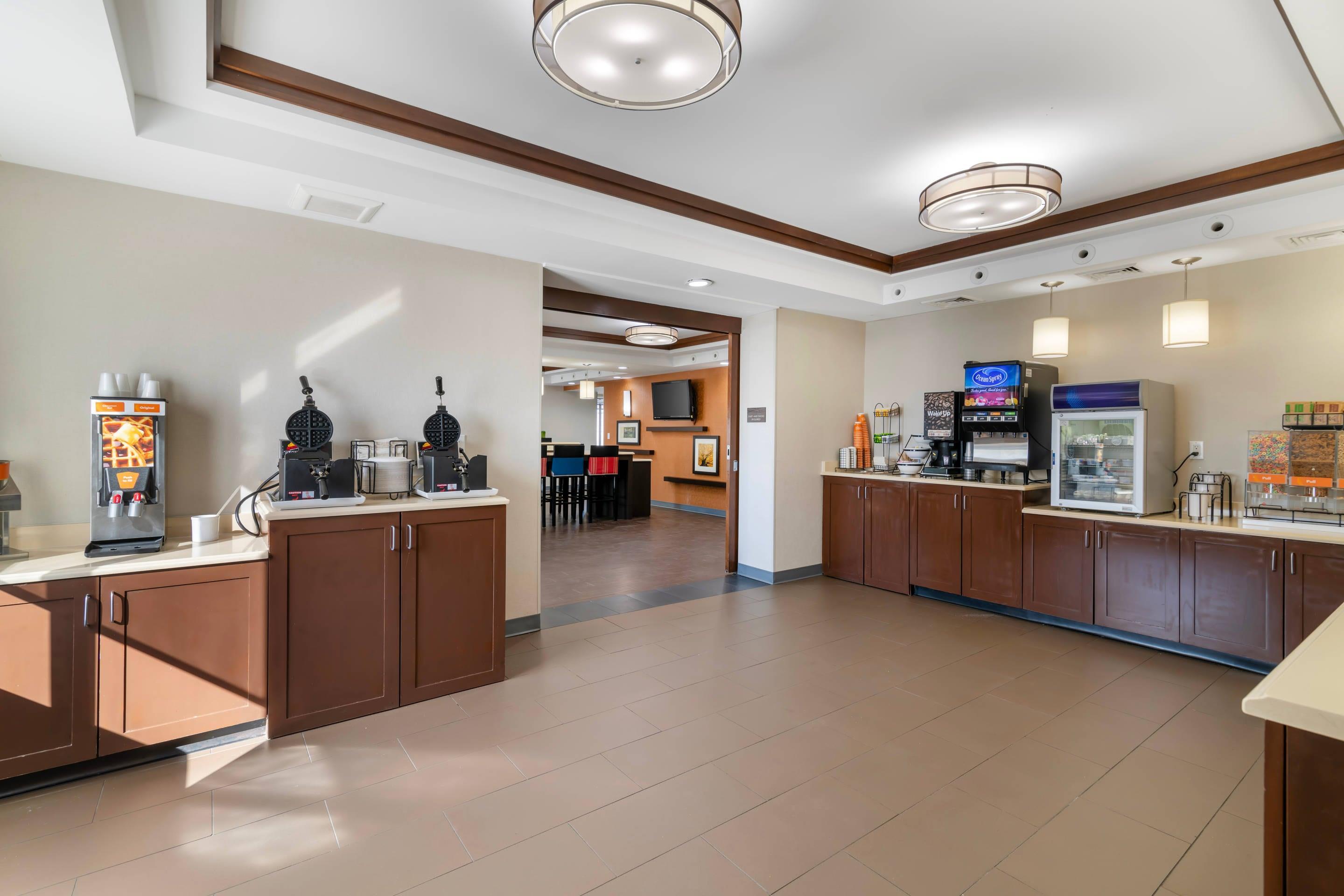 Assorted breakfast items | Comfort Inn Airport Manchester