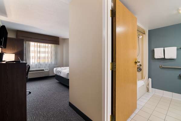  - Sleep Inn Londonderry