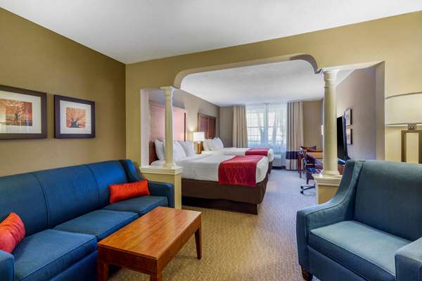 Suite - Comfort Inn & Suites North Conway