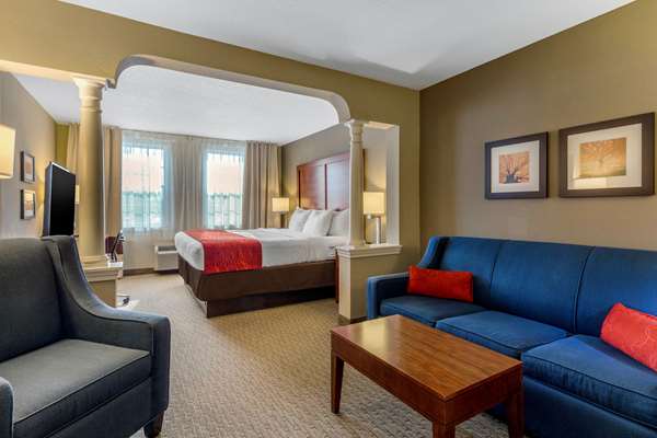 Suite - Comfort Inn & Suites North Conway