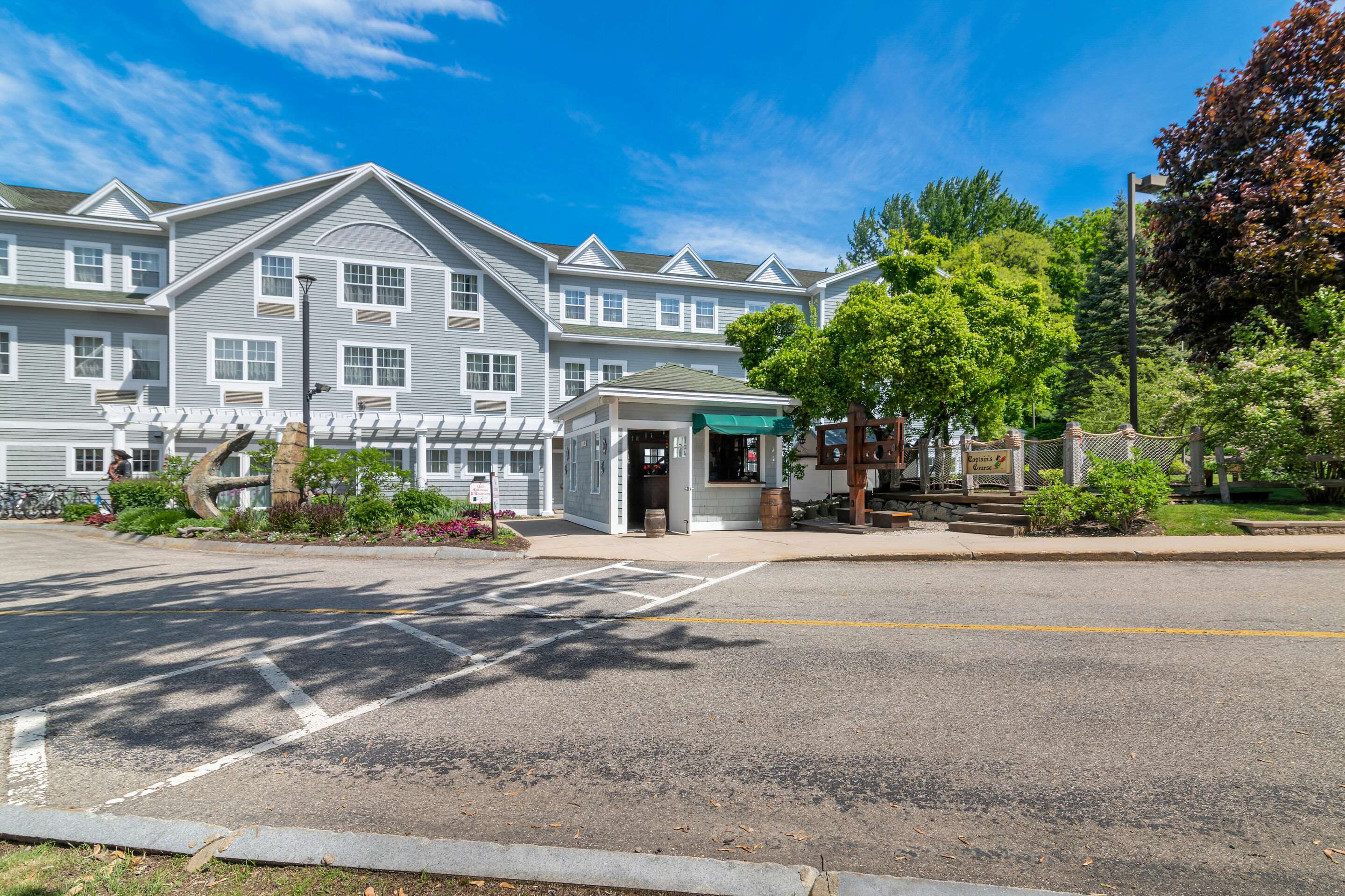 Hotel exterior | Comfort Inn & Suites North Conway